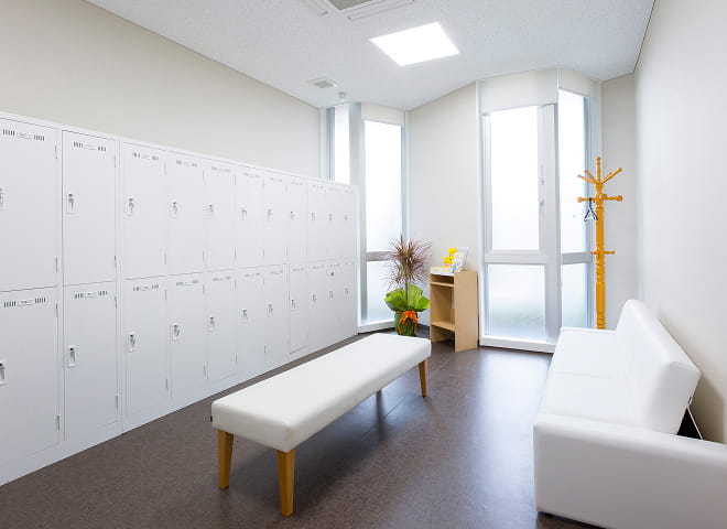 男性更衣室の画像